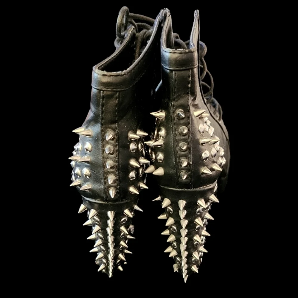 Jojo Cat Black Platform Studded Booties